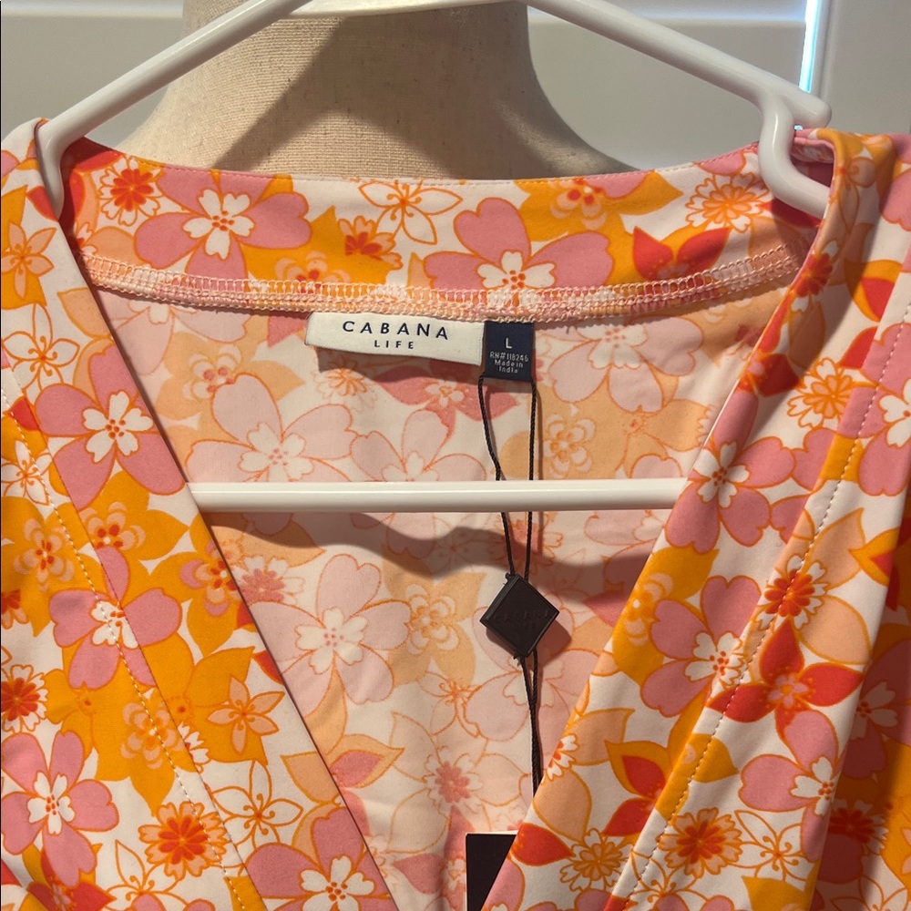 Cabana Life Floral Wrap Romper Large NWT - Picture 2 of 6